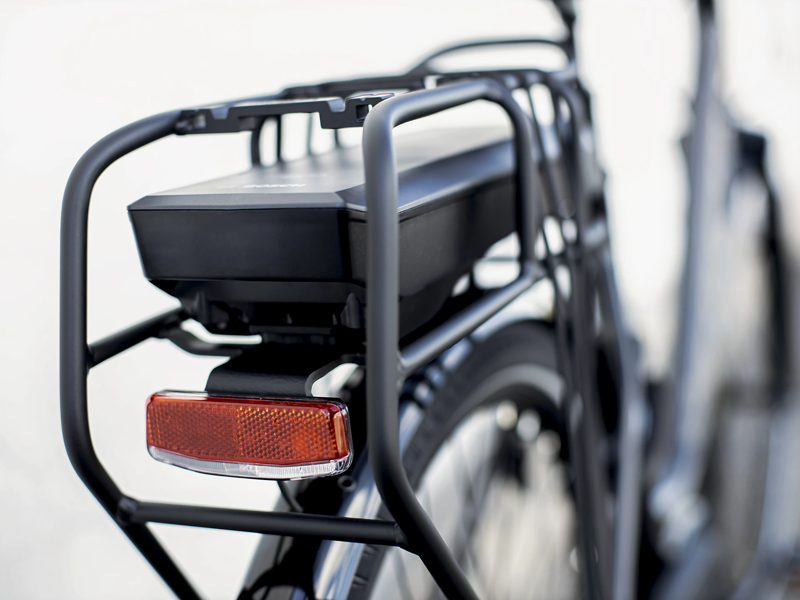 Trek District+ 4 400wh Lowstep Electric Hybrid Bike 2022 in Black-6